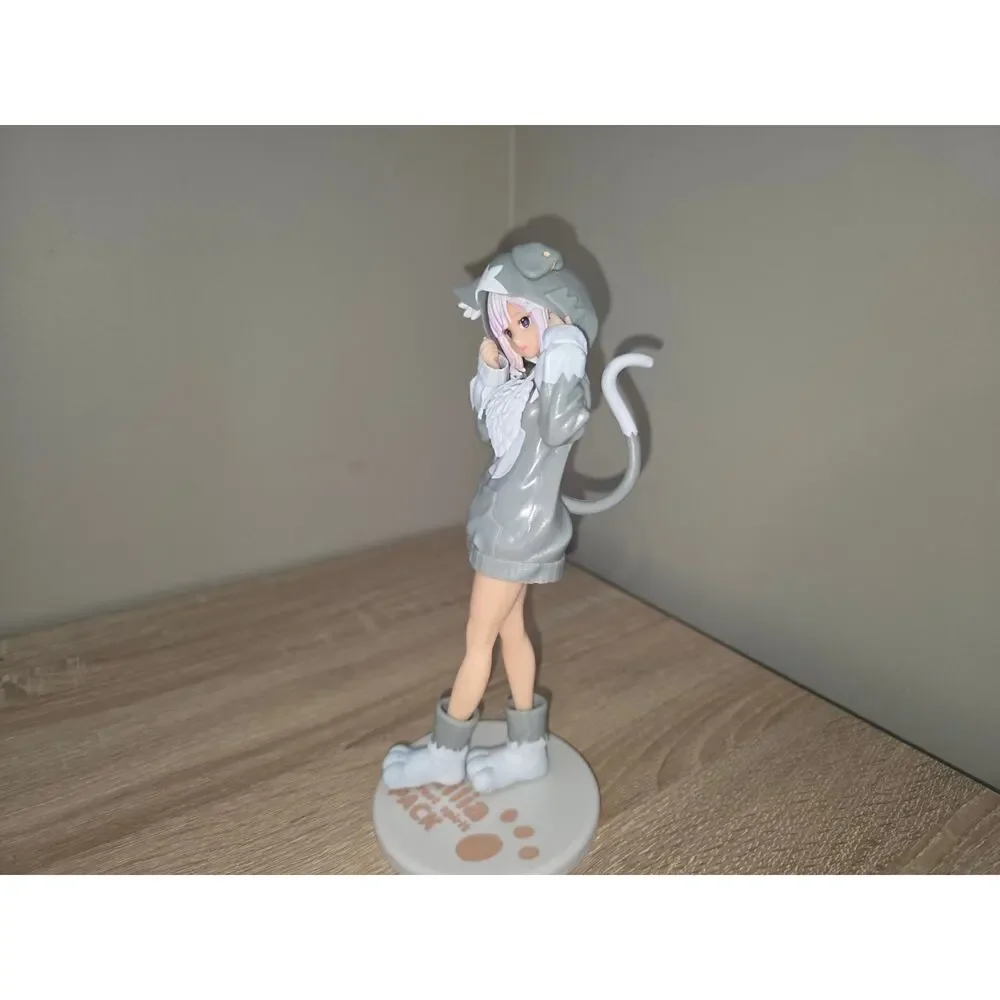 Rezero Emilia Hooded Kawaii Ver. Figurine 8.5